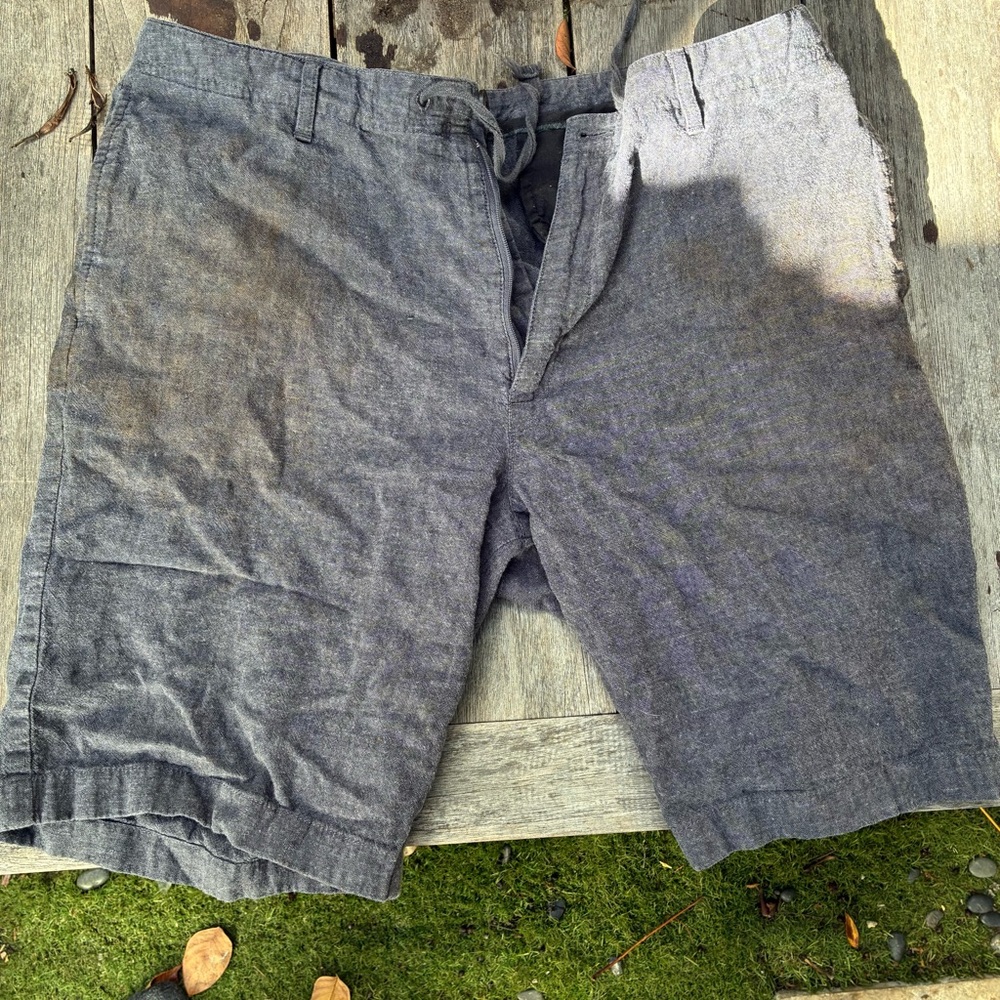 Perry Ellis Men's Gray Linen Shorts